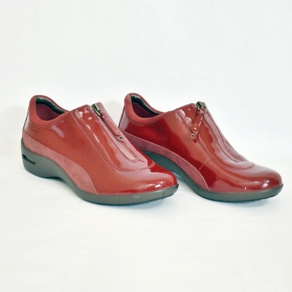 cole haan waterproof shoes